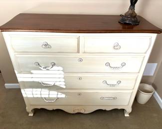73. Ethan Allen Two Toned 5 Drawer Dresser (50.5" x 20" x 43")