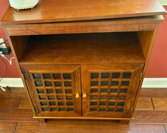 48. TV Cabinet Swivel Top (28" x 16" x 31")