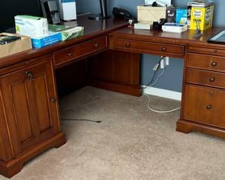 105. Executive Corner Desk (68" x 29" x 30"h) (extension 46") 