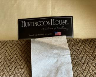12. Huntington House 3 Cushion Sofa (84" x 34" x 38")