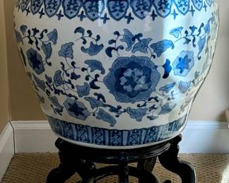 64. Asian Blue & White Ceramic Urn (16" x 15" ) on Wood Base (8"h)