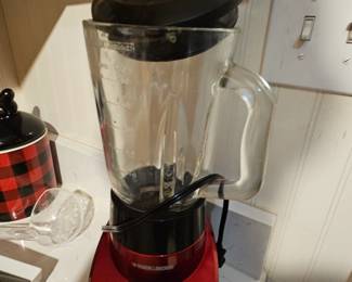 Red "black n Decker" blender 
$20
