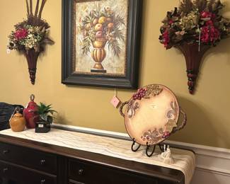 SIDEBOARD, DECOR