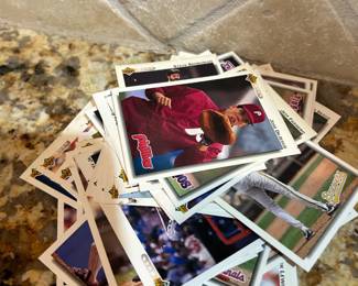 BASEBALL CARDS