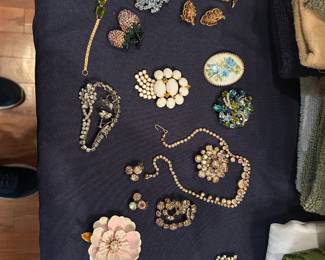 VINTAGE COSTUME JEWELRY, CORO, WEISS, KRAMER