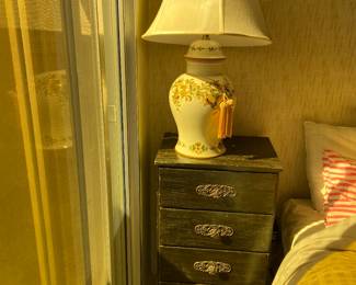 Asian style Vintage lamp, cabinet