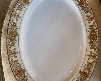 Noritake serving dish