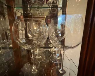 Wide-bowl stemware