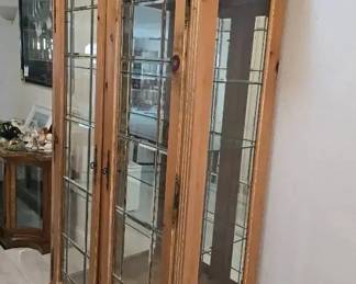 GB267Display cabinet