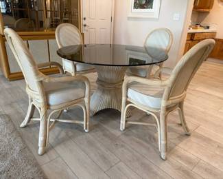 GB127Vintage Sheaf Of Wheat Dining Table And Chairs