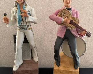 GB156Vintage Elvis Mccormick Porcelain Whiskey Decanters And Music Box