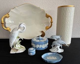 GB132VWedgwood  Lennox