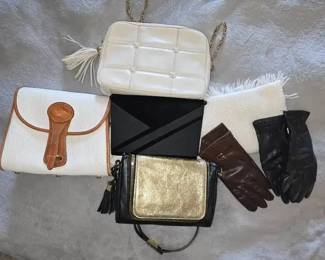 GB210Dooney, Gili And More