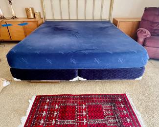 Nice OSIM mattress and box springs 