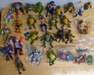 Teenage Mutant Ninja Turtles figures