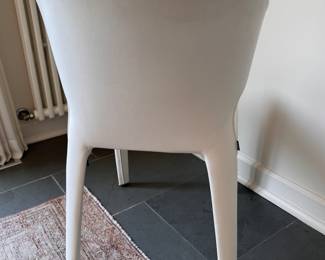 Hannes Wettstein Hola 367 White Leather Chairs. 18" Seat Height - 5 Available. Photo 3 of 4. 