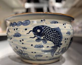 Asian Blue & White Cachepot. Measurements to come! Photo 1 of 3. 