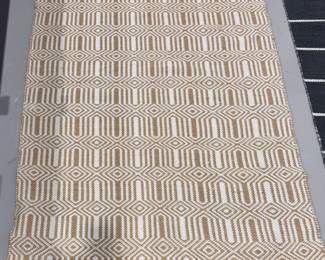 Neutral Color Graphic Rug. Measures 3 ' x 5'. 