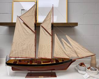 Nuevo Corazon 1885 Replica. Measures 48" W x 38" H.