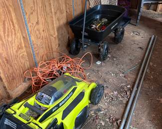 Electric lawn mower