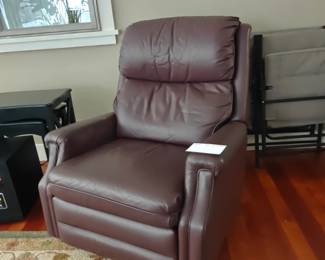 013
Plum Leather Recliner
34" x 37" x 38" H