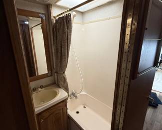 2002 Allegro Bay Motorhome - 52k miles