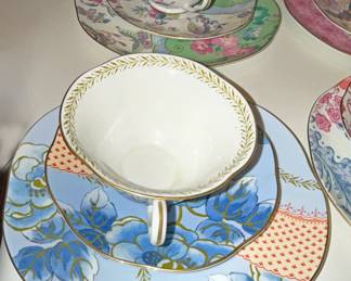 Wedgwood "Butterfly Bloom" collection