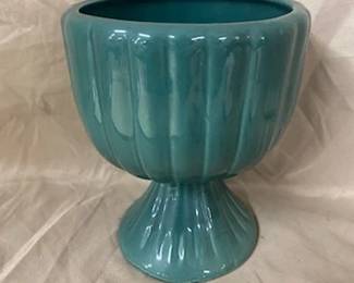 Pfaltzgraff Pedestal Planter 