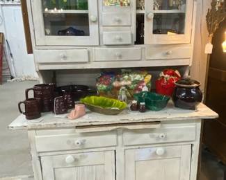 White Kitchen Cabinet 