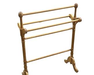 Pine standing towel or quilt rack