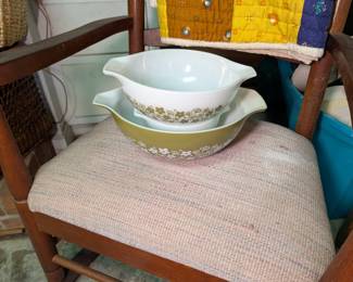 Vintage Pyrex Mixing Bowls