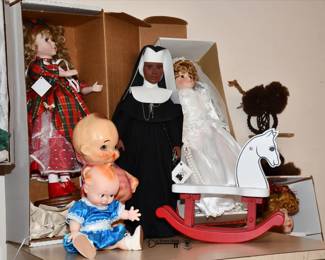 0019Some Highlights Aurora Estate Sale