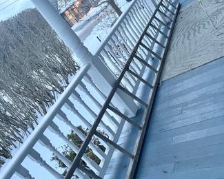 Primitive wooden round peg