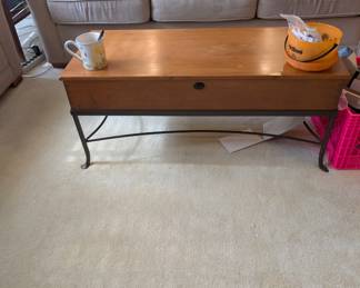 Coffee table and 2 matching side tables