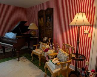 lamps, piano, chairs