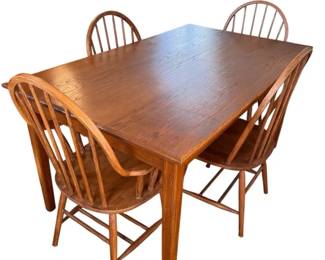 Shaker Style Oak Dining Set With Four Windsor Style Chairs