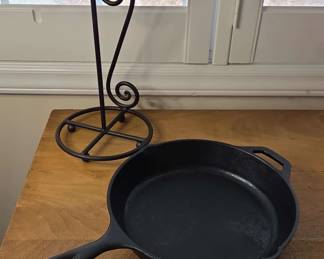 Cast Iron Skillet And Paper Towel Holder