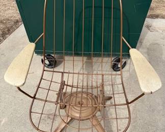 MCM. Homecrest wire swivel rocker patio chair. https://modestlambestatesales.hibid.com/