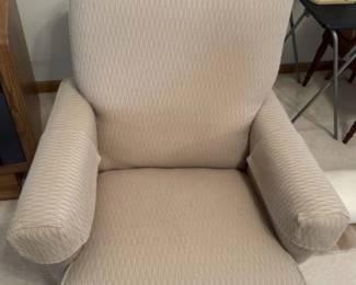 Nice clean chairs. https://modestlambestatesales.hibid.com/