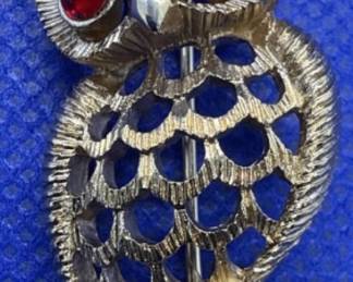 Jewelry. Brooches. https://modestlambestatesales.hibid.com/