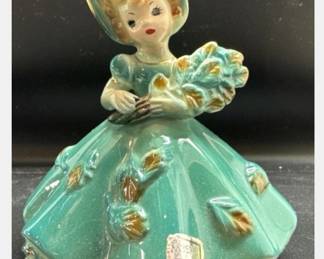 Figurines. https://modestlambestatesales.hibid.com/