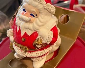 Vintage Santa savings bank. still in box. https://modestlambestatesales.hibid.com/