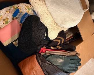 Women's gloves. Vintage purses. https://modestlambestatesales.hibid.com/