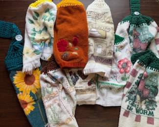 Crochet top kitchen towels. https://modestlambestatesales.hibid.com/