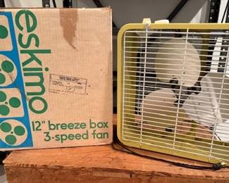 MCM Eskimo fan. Mustard color. https://modestlambestatesales.hibid.com/