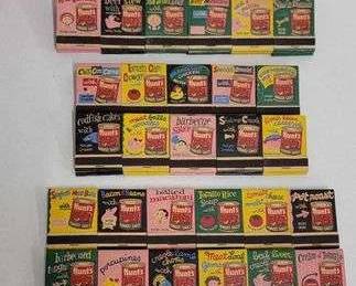 1 RARE NEW OLD STOCK HUNTS TOMATO SAUCE FULL BOX OF 50 MATCH BOOKS.