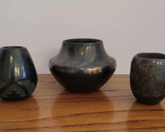  021 Santa Clara Black Pottery Vases