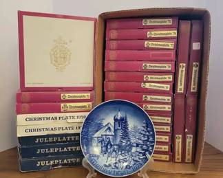Bareuther Christmas Plate Collection 