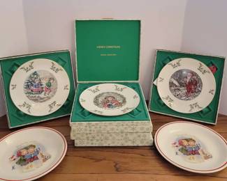 Royal Doulton Christmas Plates