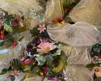 Pretty as a Picture! Artificial Floral Arrangements!!